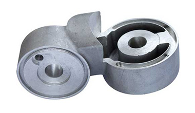 Sand casting is suitable for casting large precision castings