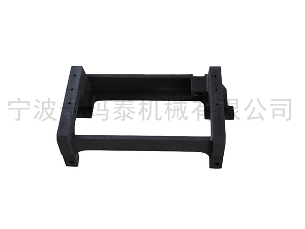 Hard oxide bracket